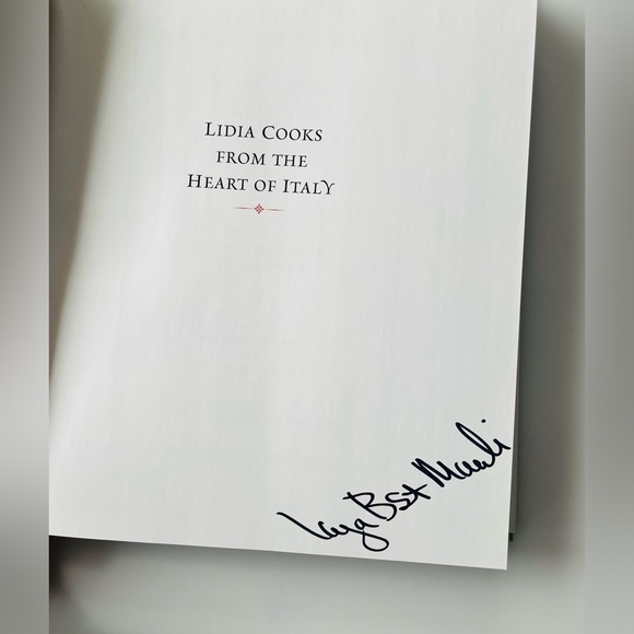 Lidia Bastianich Matticchio COOKBOOK SIGNED & Menu Signed, Famous Chef - Picture 7 of 16